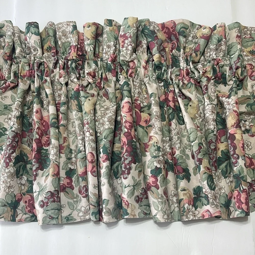 Laura Ashley -Reuben’s Fruit Berry Patten - 1 Valance - Lined - Size 84”X17.5”